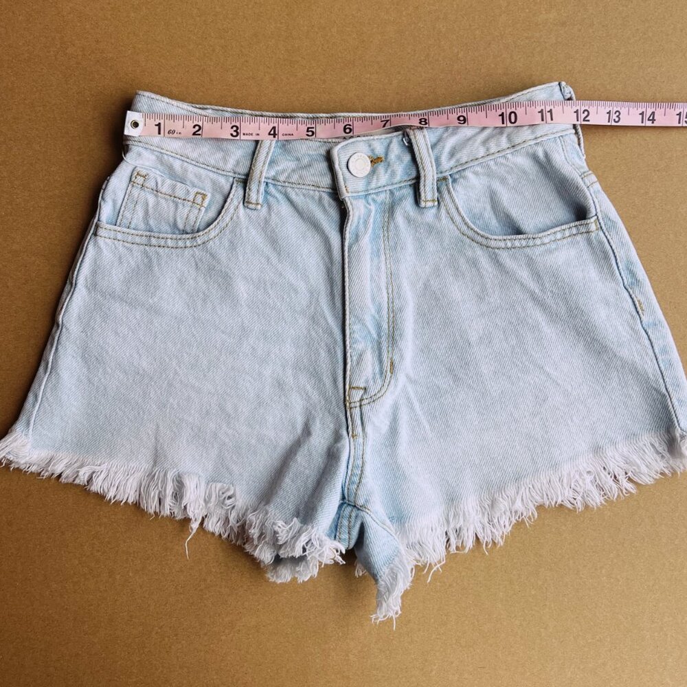 PacSun High Rise Festival Denim Shorts Light Wash Frayed Hem Size 23 Y2K - Picture 4 of 6